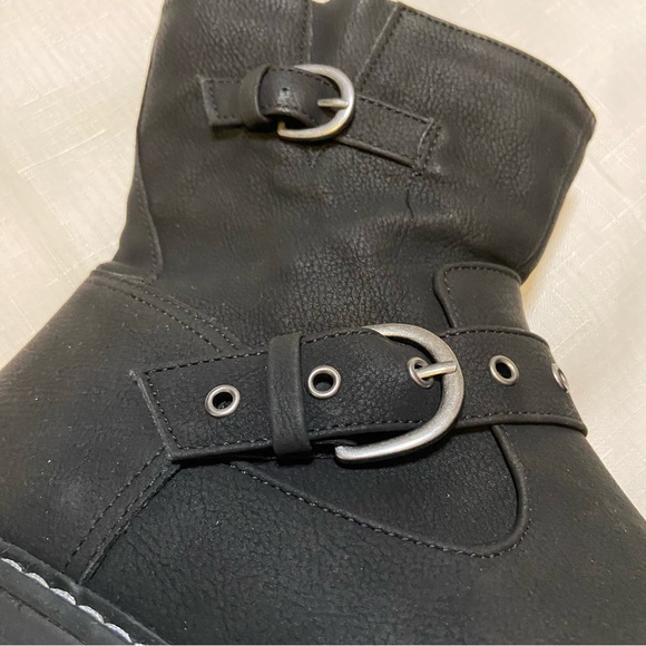 Time and Tru Lug Sole Buckle Moto Boots Size 11 - Picture 5 of 6